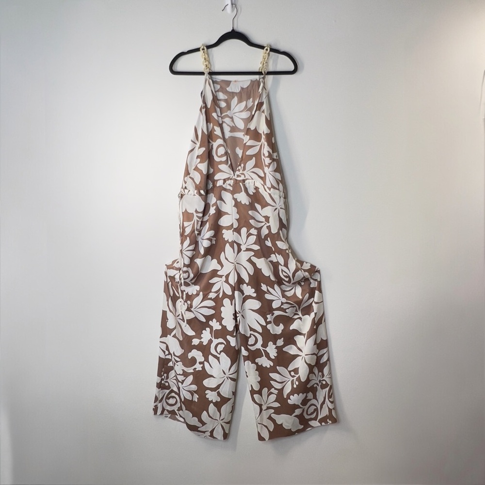 ZARA women’s L Jumpsuit Romper Cream Tan Tropical Floral Raw Hem V Back